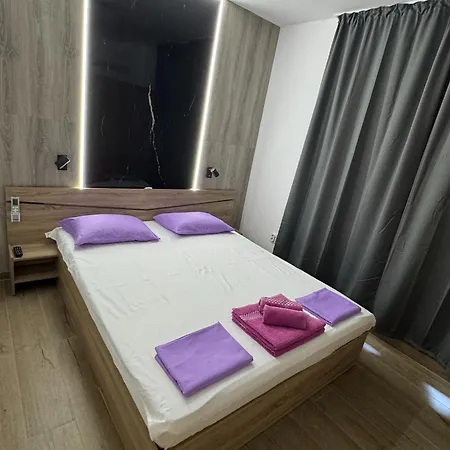 Aпартамент Sunny Apartman *